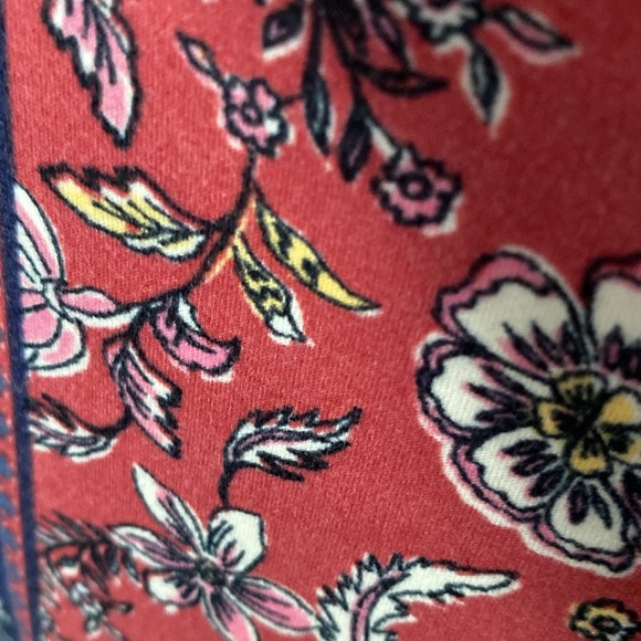 Bell bottoms!  Super soft! Gorgeous fabric. Poly/spandex - Picture 4 of 5